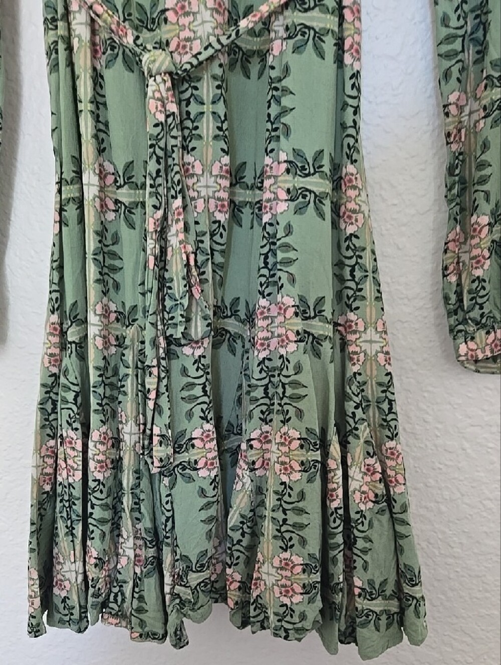 LOFT Sage Green Floral Long-Sleeve Wrap Lined Dress Cottagecore Rodeo Festival - Picture 4 of 9